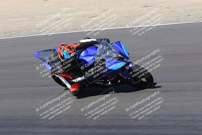 media/Oct-08-2022-SoCal Trackdays (Sat) [[1fc3beec89]]/Turn 7 Inside (145pm)/